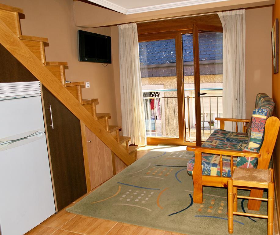 Apartamentos Barrosa II Portonovo Szoba fotó