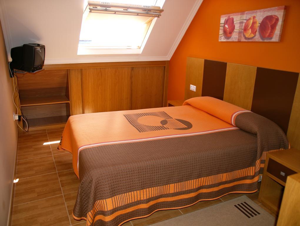 Apartamentos Barrosa II Portonovo Szoba fotó