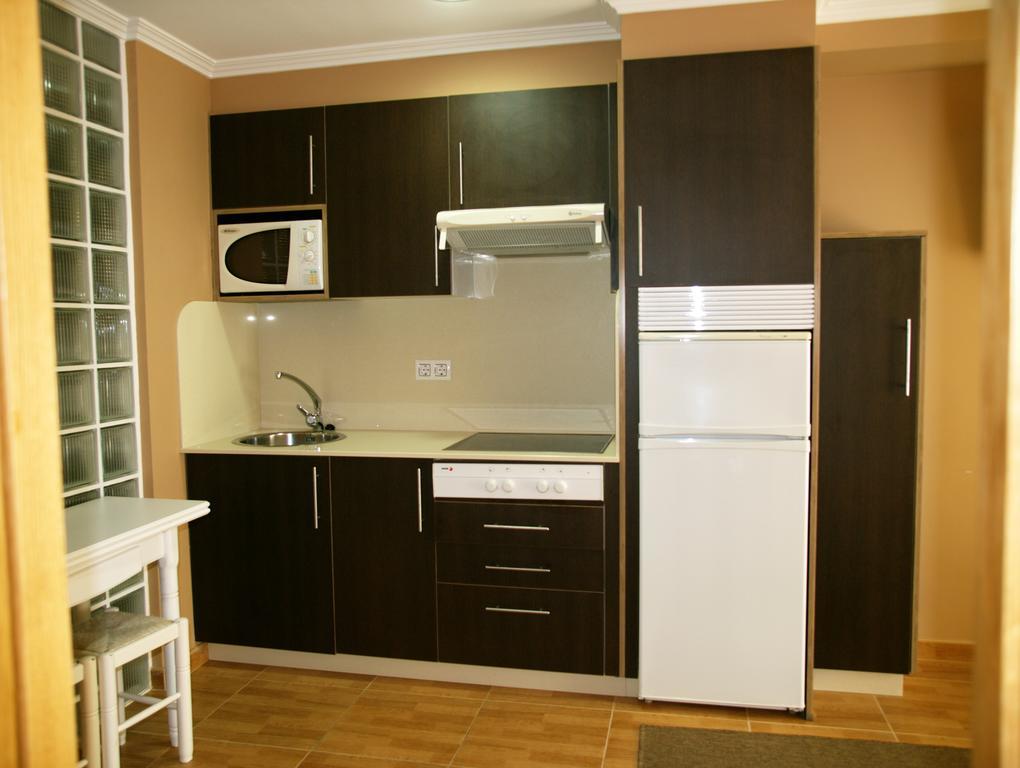 Apartamentos Barrosa II Portonovo Szoba fotó