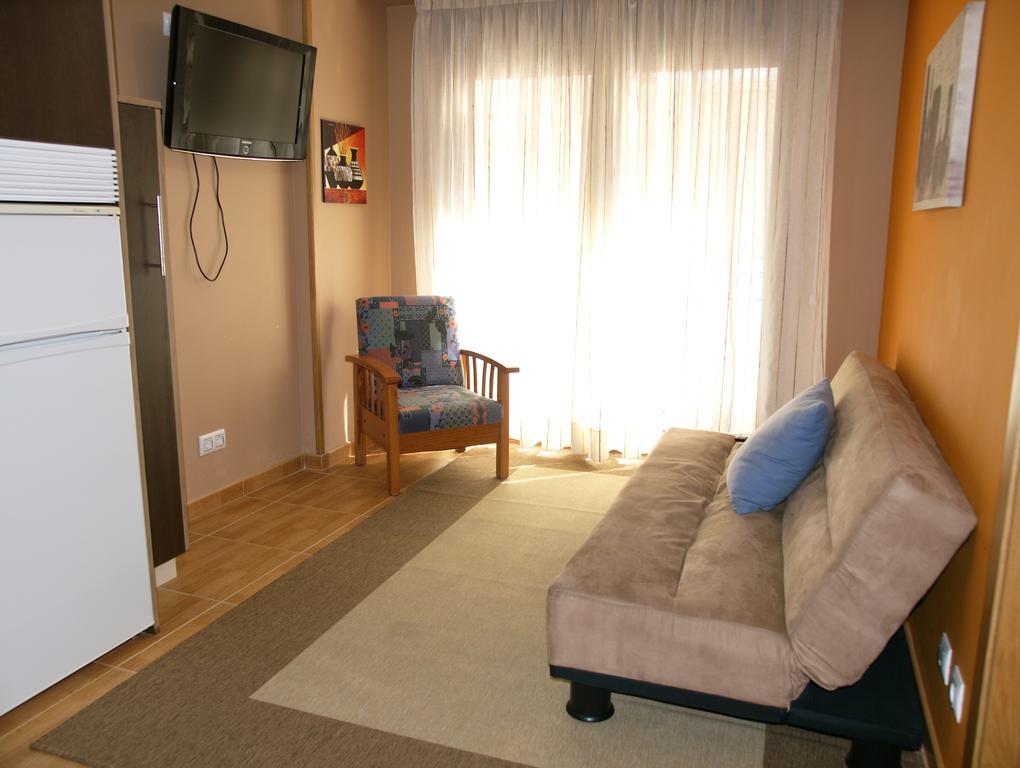 Apartamentos Barrosa II Portonovo Szoba fotó